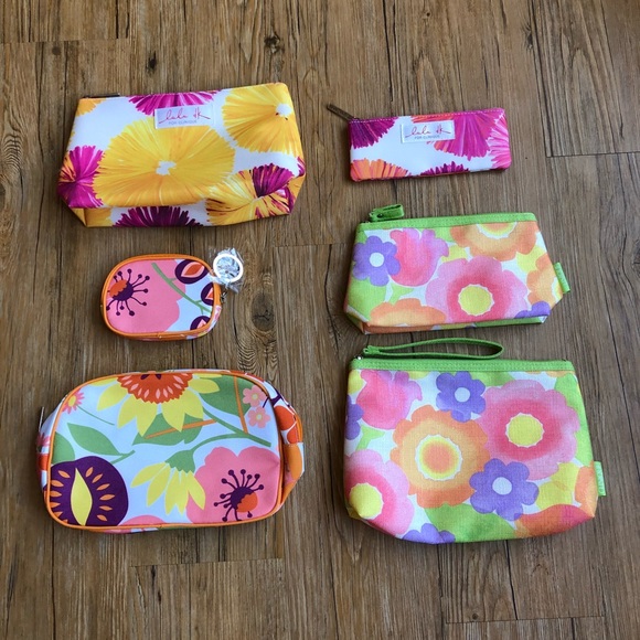 Clinique Handbags - 🌸🌸Clinique Cosmetic Bags🌸Set of 6